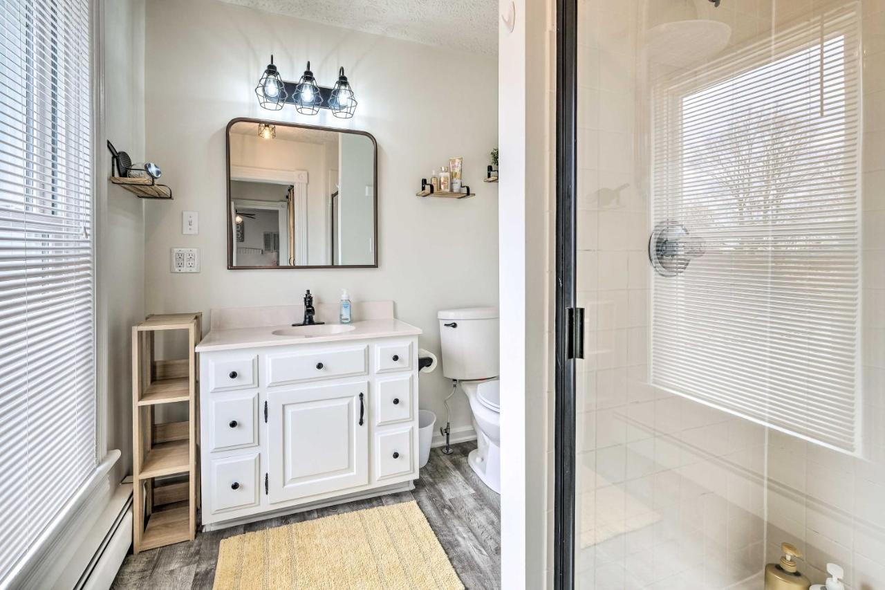 Lush, Modern Farmhouse With Mtn Views And Sunroom Edinburg Eksteriør billede